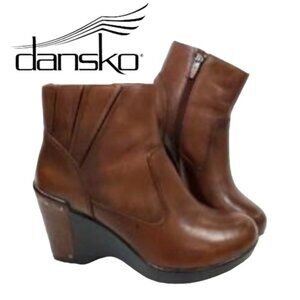 Dansko Women's Brown Faith Wedge Leather Classic Ankle Bootie Size 10